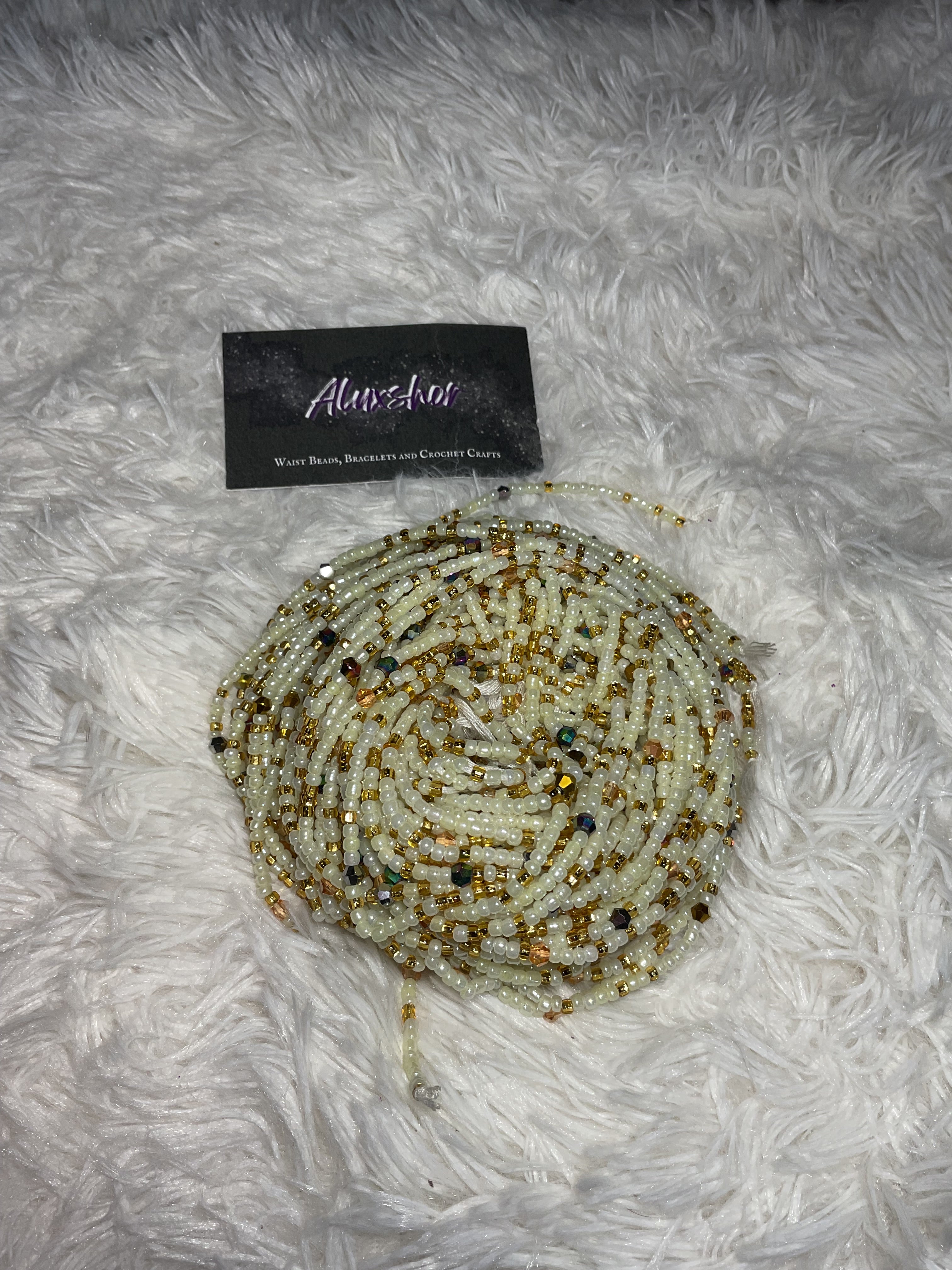 White gem sprinkle beads